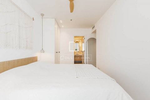 Apartamento de 2 dormitorios en venta en Barcelona, Cataluña, Spain № 8751 - foto 14