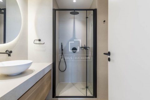 Apartamento de 2 dormitorios en venta en Barcelona, Cataluña, Spain № 8751 - foto 29
