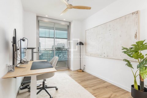 Apartamento de 2 dormitorios en venta en Barcelona, Cataluña, Spain № 8751 - foto 23