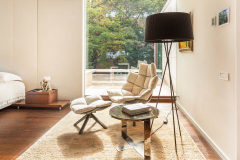 Villa de 6 dormitorios en venta en Barcelona, Cataluña, Spain № 8755 - foto 5