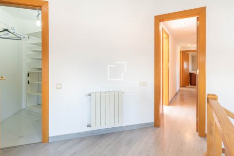 Снять в аренду виллу в Сан-Кугат-дель-Вальес, Испания с 4 спальни, 435м², № 8752 - фото 25