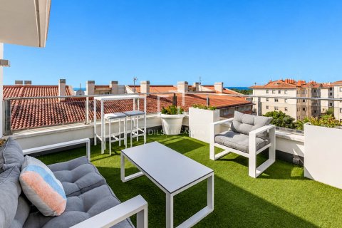 Ático de 4 dormitorios en venta en Sitges, Barcelona, Cataluña, Spain № 8757 - foto 2