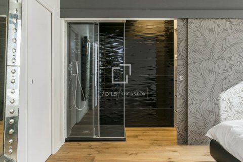Apartamento de 2 dormitorios en venta en Barcelona, Cataluña, Spain № 8754 - foto 11
