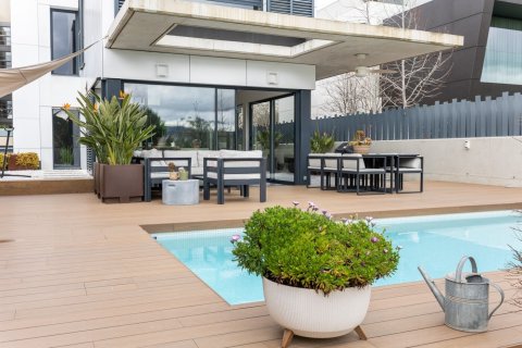 Сasa de 5 dormitorios en venta en Sant Cugat del Vallès, Barcelona, Cataluña, Spain № 1433 - foto 17