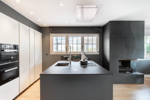 6 bedrooms house for sale in Sant Cugat Del Valles, Barcelona, Catalonia, Spain № 1432 - photo 14