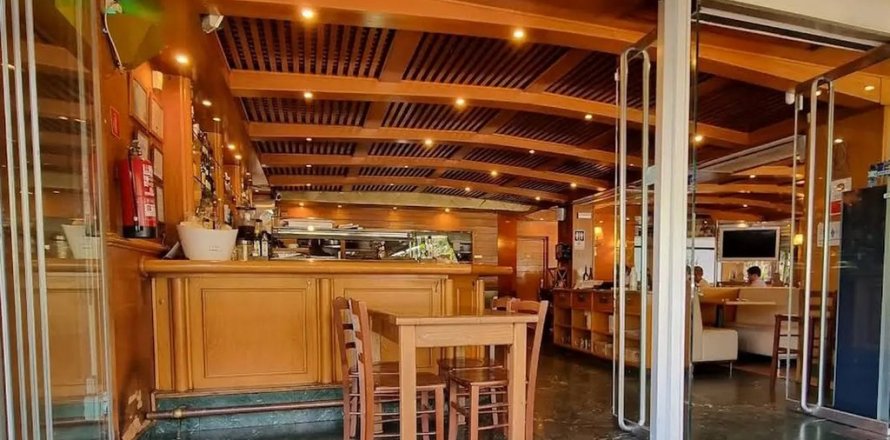 Propiedad comercial de 181 m² en venta en Barcelona, Cataluña, Spain № 1436
