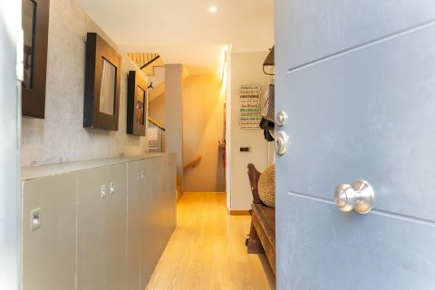 Сasa de 6 dormitorios en venta en Sant Cugat del Vallès, Barcelona, Cataluña, Spain № 1431 - foto 11