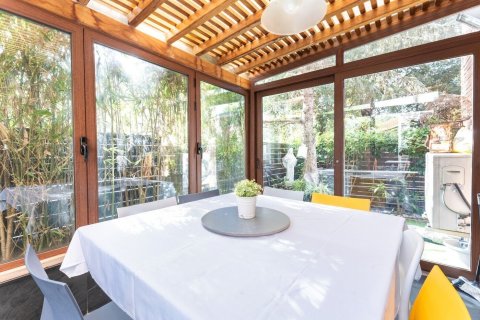 Сasa de 6 dormitorios en venta en Sant Cugat del Vallès, Barcelona, Cataluña, Spain № 1431 - foto 17