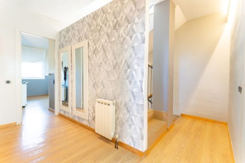 Сasa de 6 dormitorios en venta en Sant Cugat del Vallès, Barcelona, Cataluña, Spain № 1431 - foto 25
