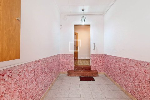 Villa de 4 dormitorios en venta en Vilanova i la Geltrú, Barcelona, Cataluña, Spain № 6415 - foto 4