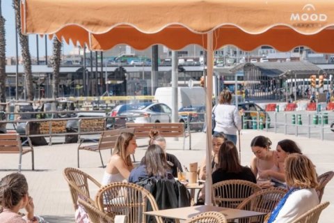 Cafetería / restaurante de 296 m² en venta en Ciudad Vieja, Barcelona, Cataluña, Spain № 4577