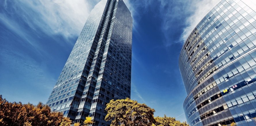3327 sq.m. commercial property for sale in Eixample, Barcelona, Catalonia, Spain № 8288