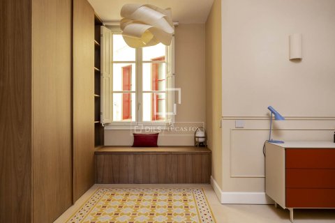 3 bedrooms apartment for rent in Barcelona, Catalonia, Spain № 6363 - photo 2