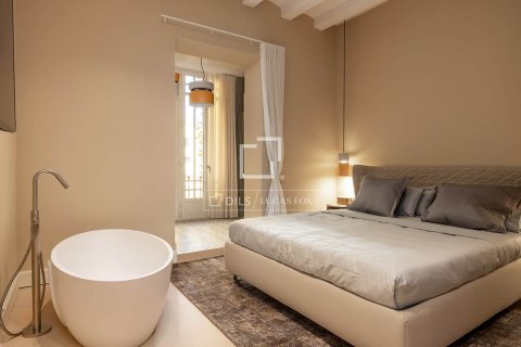 3 bedrooms apartment for rent in Barcelona, Catalonia, Spain № 6363 - photo 4