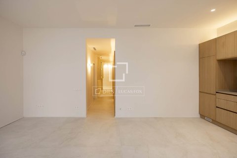 Купить квартиру в Барселона, Испания с 3 спальни, 92м², № 6367 - фото 6