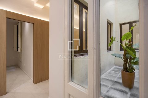Купить квартиру в Барселона, Испания с 3 спальни, 92м², № 6367 - фото 26