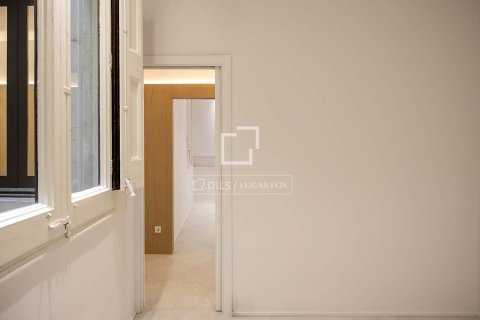 Купить квартиру в Барселона, Испания с 3 спальни, 92м², № 6367 - фото 16