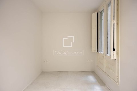 Купить квартиру в Барселона, Испания с 3 спальни, 92м², № 6367 - фото 22