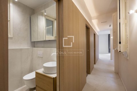 Купить квартиру в Барселона, Испания с 3 спальни, 92м², № 6367 - фото 21