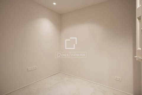 Купить квартиру в Барселона, Испания с 3 спальни, 92м², № 6367 - фото 17