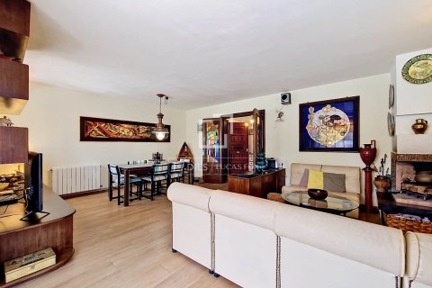 Купить квартиру в Виланова-и-ла-Желтру, Испания с 3 спальни, 93м², № 7253 - фото 20