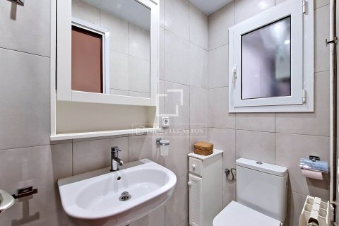 Купить квартиру в Виланова-и-ла-Желтру, Испания с 3 спальни, 93м², № 7253 - фото 3
