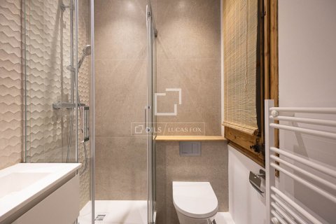 Apartamento de 3 dormitorios en venta en Barcelona, Cataluña, Spain № 7255 - foto 8