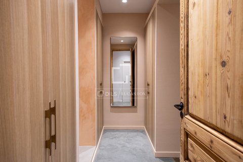 Apartamento de 3 dormitorios en venta en Barcelona, Cataluña, Spain № 7255 - foto 2