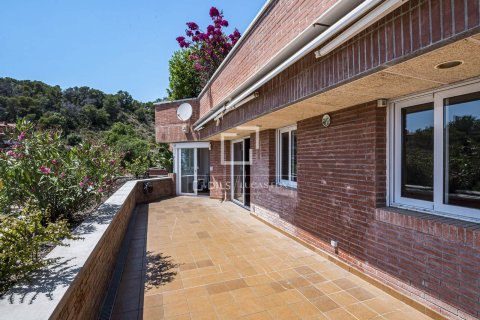 3 bedrooms apartment for sale in Castelldefels, Barcelona, Catalonia, Spain № 7251 - photo 15