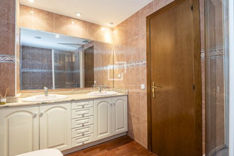 3 bedrooms apartment for sale in Castelldefels, Barcelona, Catalonia, Spain № 7251 - photo 4