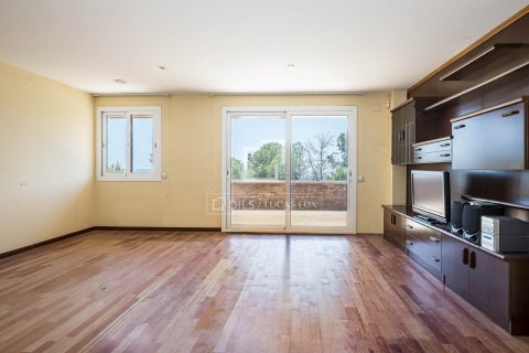 3 bedrooms apartment for sale in Castelldefels, Barcelona, Catalonia, Spain № 7251 - photo 14