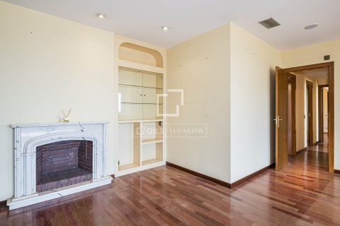 3 bedrooms apartment for sale in Castelldefels, Barcelona, Catalonia, Spain № 7251 - photo 12