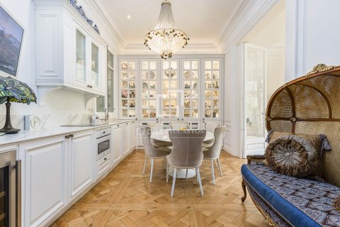 5 bedrooms apartment for sale in Barcelona, Catalonia, Spain № 7252 - photo 19
