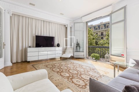 5 bedrooms apartment for sale in Barcelona, Catalonia, Spain № 7252 - photo 21