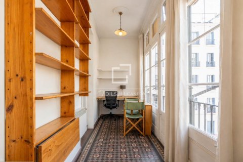 3 bedrooms apartment for sale in Barcelona, Catalonia, Spain № 7256 - photo 29