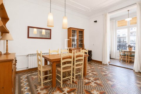 3 bedrooms apartment for sale in Barcelona, Catalonia, Spain № 7256 - photo 21