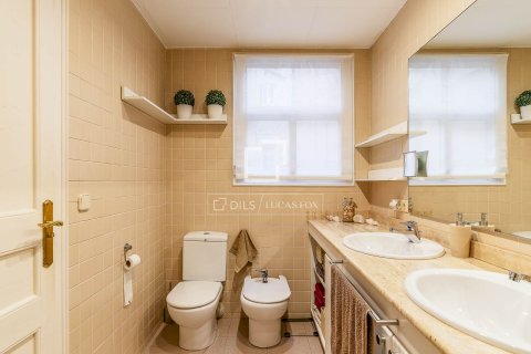 3 bedrooms apartment for sale in Barcelona, Catalonia, Spain № 7256 - photo 25