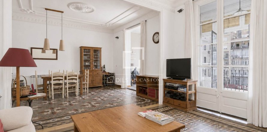 3 bedrooms apartment for sale in Barcelona, Catalonia, Spain № 7256