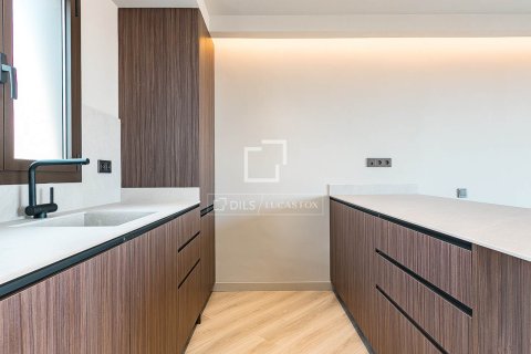 2 bedrooms penthouse for sale in Barcelona, Catalonia, Spain № 7259 - photo 27