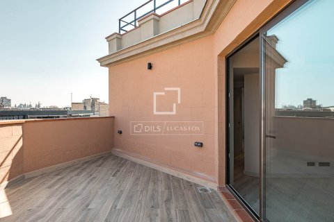 2 bedrooms penthouse for sale in Barcelona, Catalonia, Spain № 7259 - photo 3