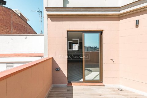 Купить пентхаус в Барселона, Испания с 2 спальни, 62м², № 7261 - фото 2