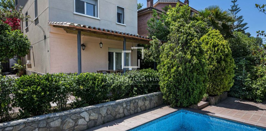 Villa de 5 dormitorios en venta en Sant Cugat del Vallès, Barcelona, Cataluña, Spain № 7260