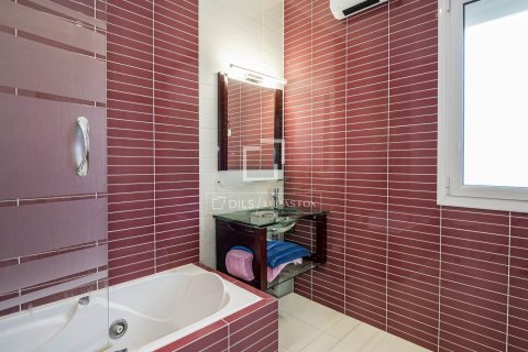 Villa de 5 dormitorios en venta en Sant Cugat del Vallès, Barcelona, Cataluña, Spain № 7260 - foto 5