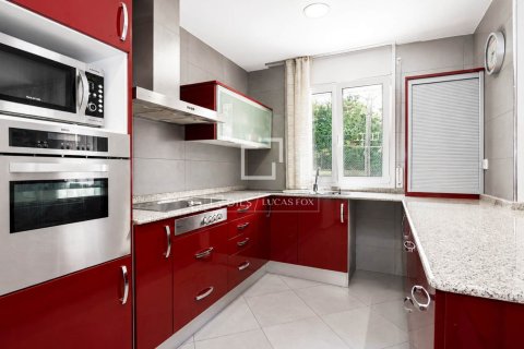Villa de 5 dormitorios en venta en Sant Cugat del Vallès, Barcelona, Cataluña, Spain № 7260 - foto 18
