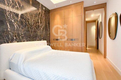 Apartamento de 2 dormitorios en venta en Barcelona, Cataluña, Spain № 7935 - foto 10
