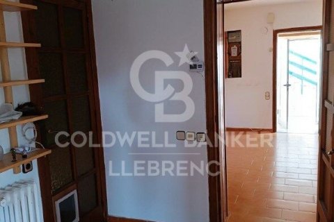 Сasa de 4 dormitorios en venta en Barcelona, Cataluña, Spain № 7931 - foto 25