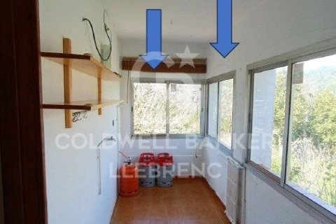 Сasa de 4 dormitorios en venta en Barcelona, Cataluña, Spain № 7931 - foto 21