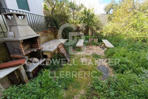 Сasa de 4 dormitorios en venta en Barcelona, Cataluña, Spain № 7931 - foto 30