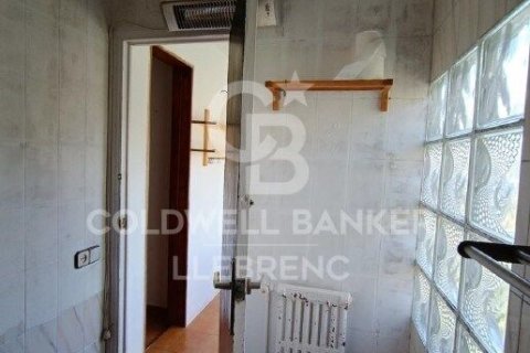 Сasa de 4 dormitorios en venta en Barcelona, Cataluña, Spain № 7931 - foto 19