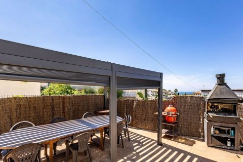 Купить дом в Ситжес, Испания с 7 комнат, 354м², № 7640 - фото 3